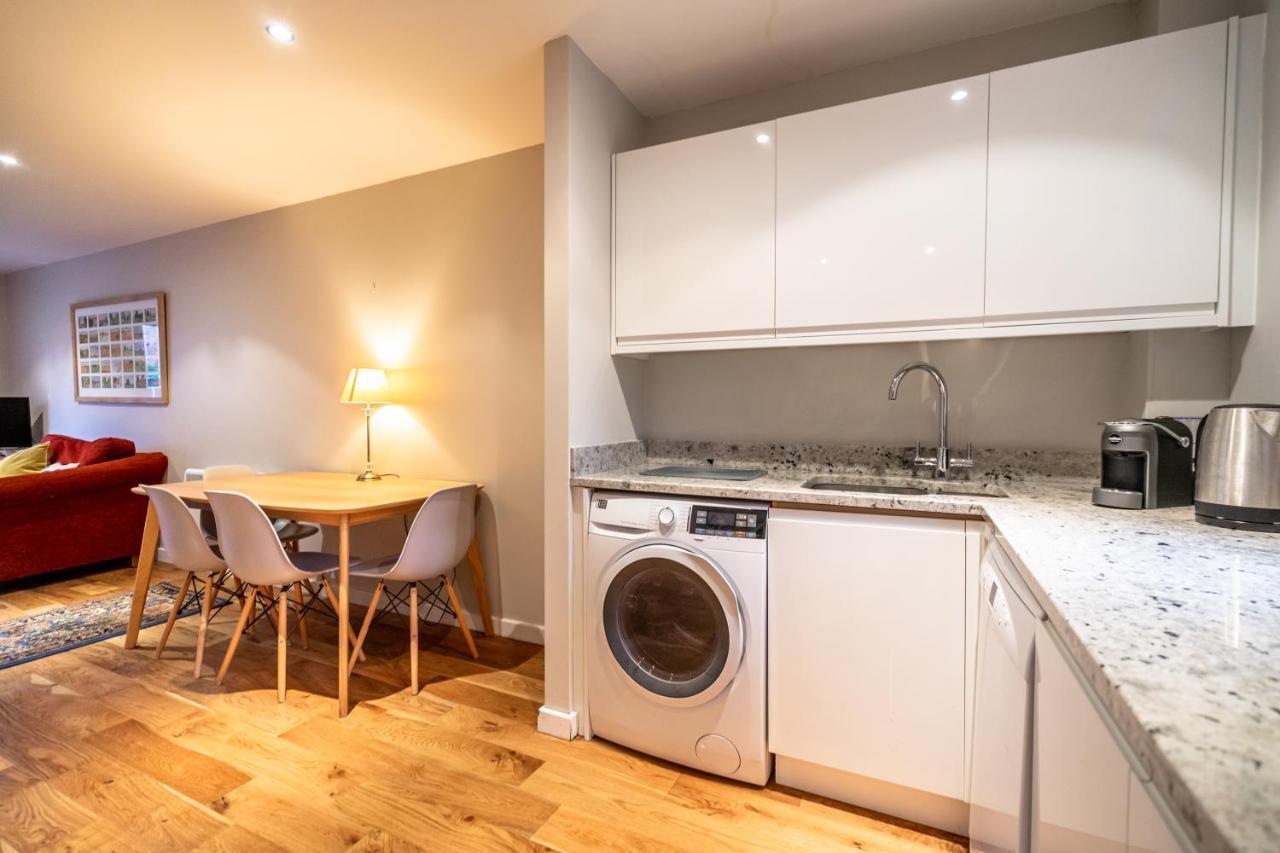 15 Stonegate Court Apartemen *